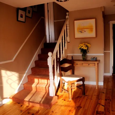 Ardrinane House Bed & Breakfast 3*