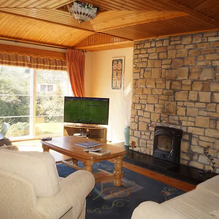 Bed & Breakfast Ardrinane House 3*