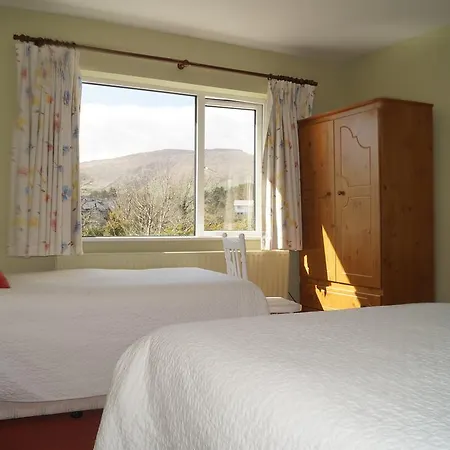 Ardrinane House Bed & Breakfast 3*