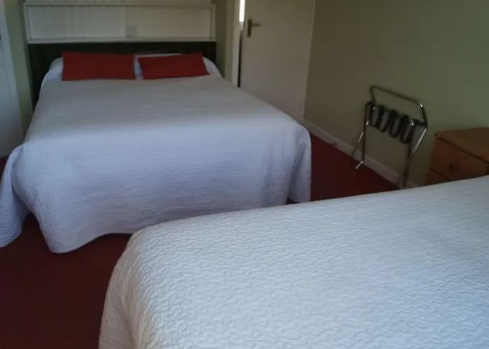 Bed & Breakfast Ardrinane House 3*