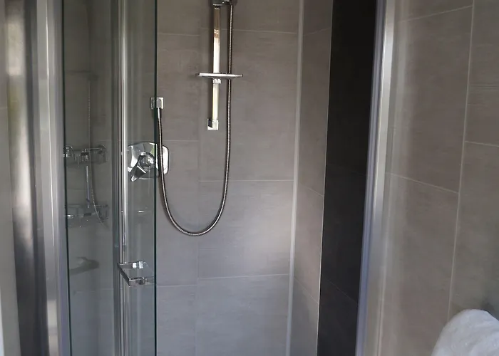 Ardrinane House Bed & Breakfast 3*